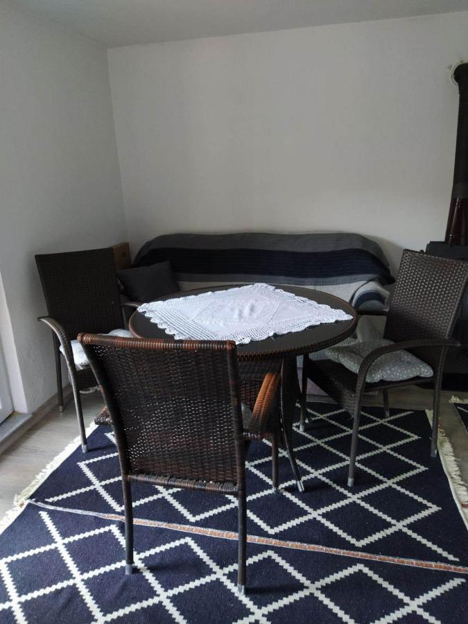 Guest House Bee Visoko Exterior photo