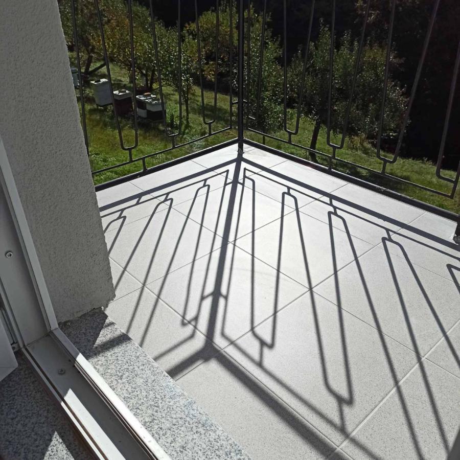 Guest House Bee Visoko Exterior photo